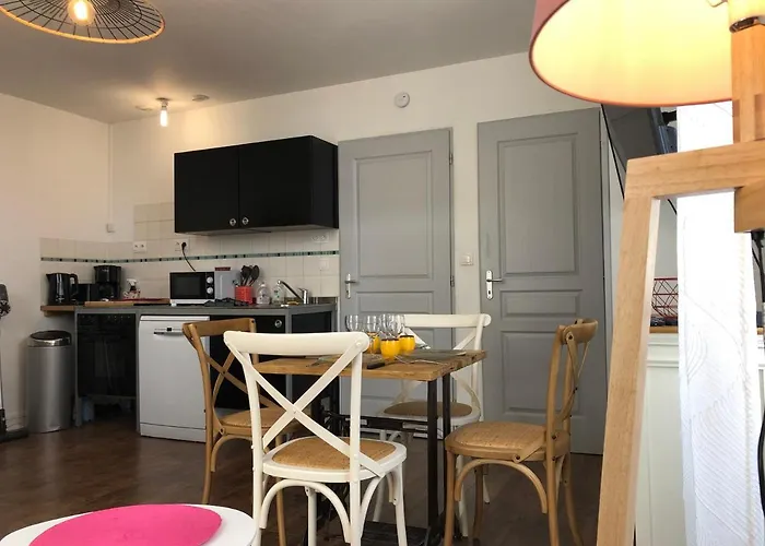 Les Appart's Des Demoiselles De * Rochefort (Charente-Maritime)